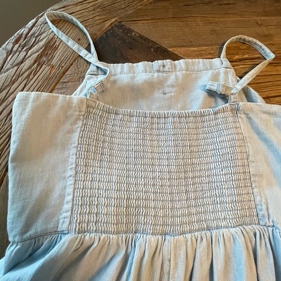 Old Navy Chambray Overalls Excellent Condition - Picture 7 of 9